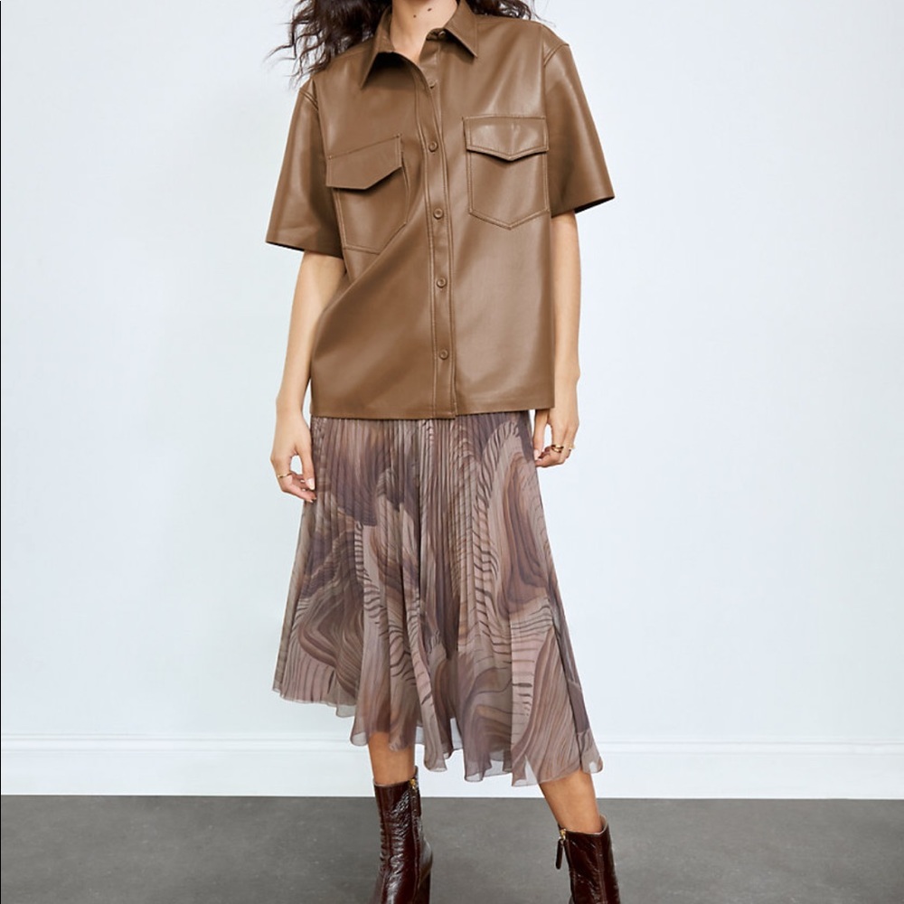 Aritzia Wilfred Caroline Button Up size 1 (XS/S)